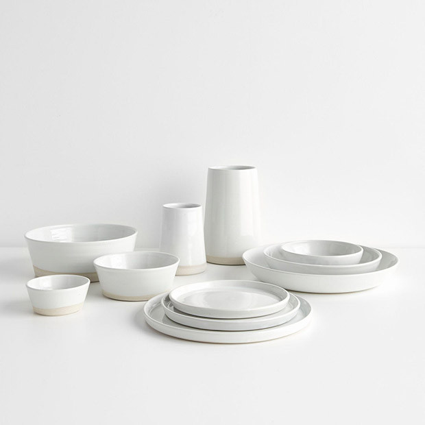 thrown_gloss_white_flat_bowls_vases_plates_round_plates_1_10